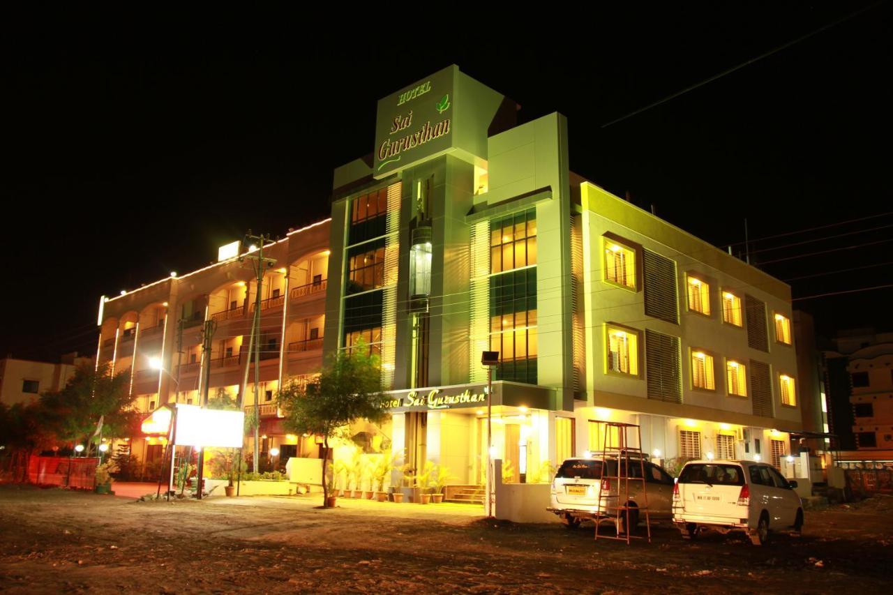 Hotel Sai Gurusthan Shirdi Eksteriør bilde